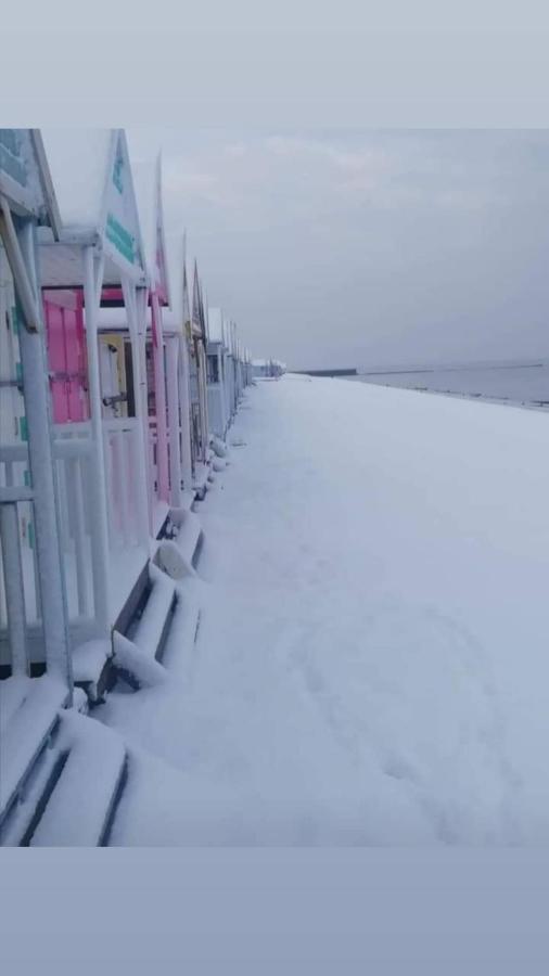 Apartament Charming Pink House With Perfect Location Whitstable Zewnętrze zdjęcie